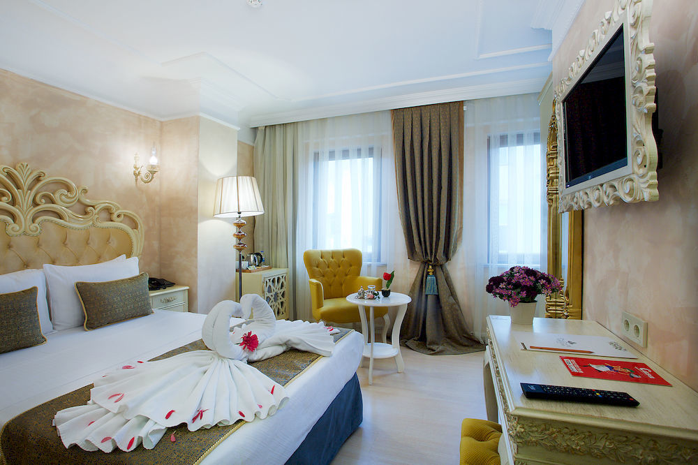 Edibe Sultan Hotel Istanbul Exterior photo